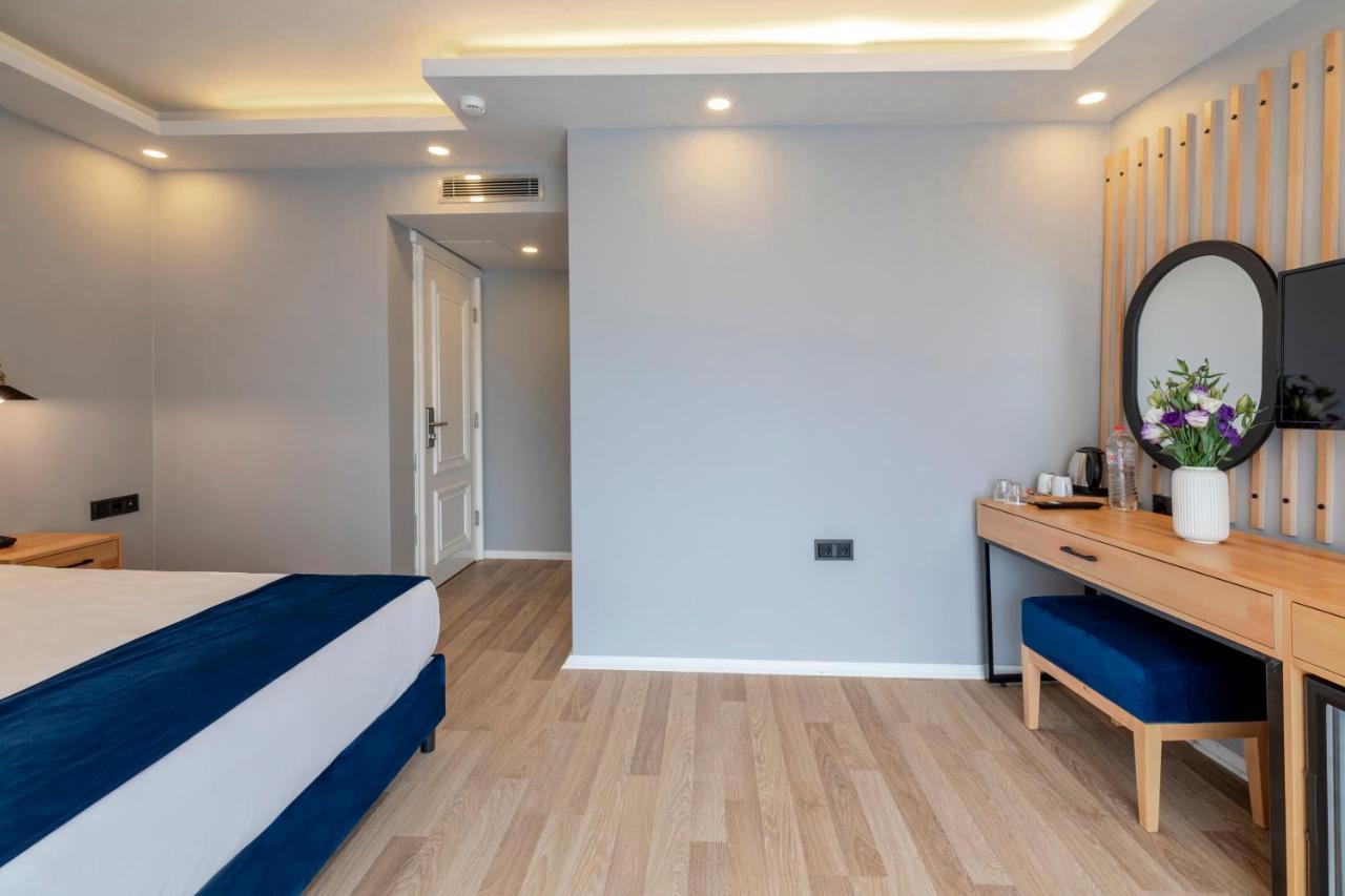 Union Karakoey Hotel